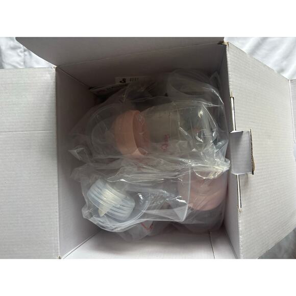 Spectra S2plus electric breastfeeding pump new in box - Picture 12 of 12